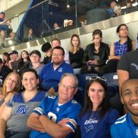 5 people watching the football game